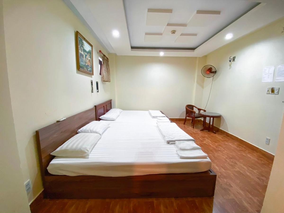 Khach San Sao Mai Xanh - Sao Mai Xanh Hotel Ho Chi Minh-staden Exteriör bild