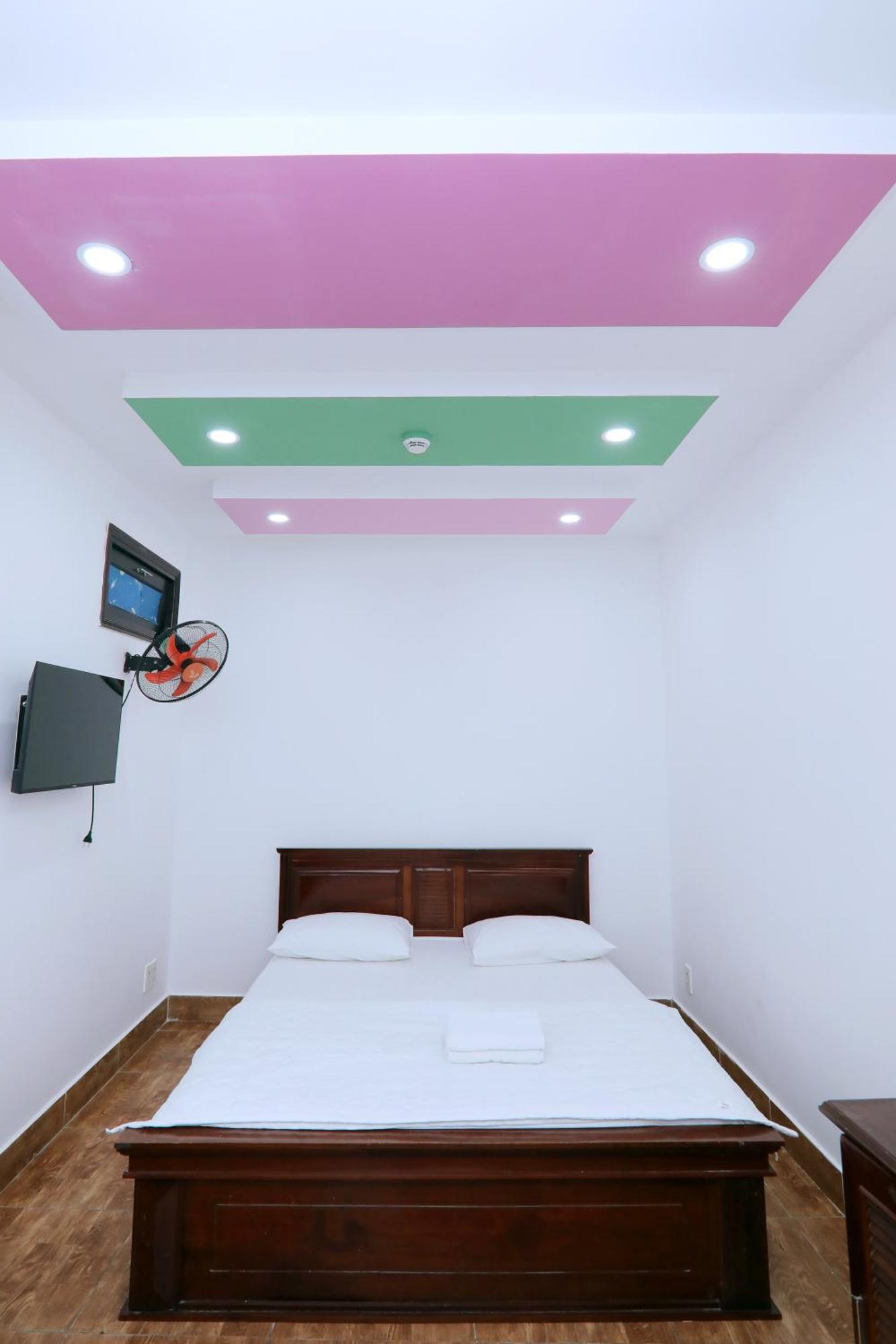 Khach San Sao Mai Xanh - Sao Mai Xanh Hotel Ho Chi Minh-staden Exteriör bild