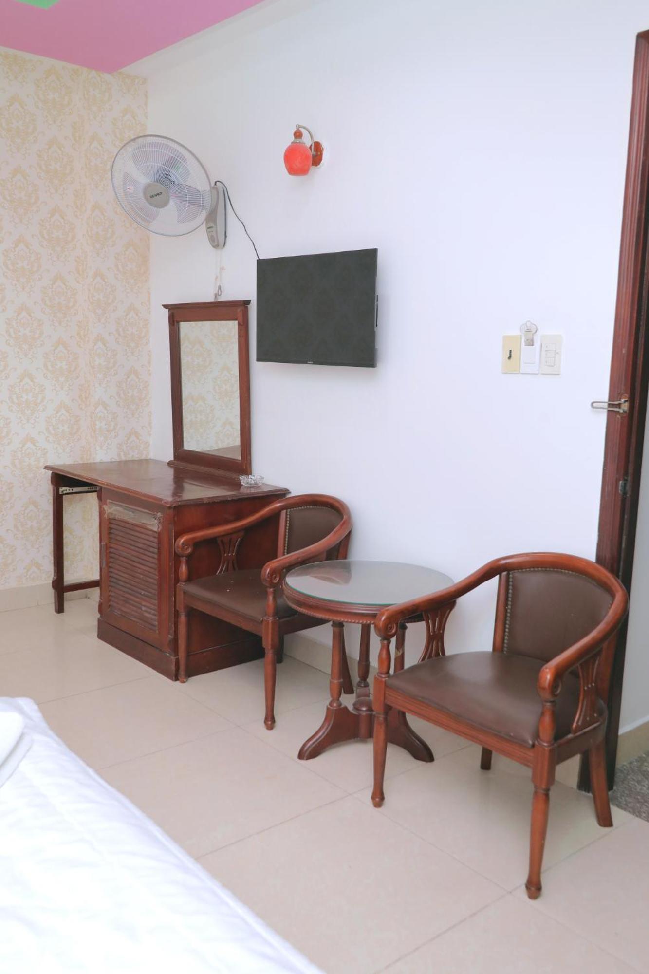 Khach San Sao Mai Xanh - Sao Mai Xanh Hotel Ho Chi Minh-staden Exteriör bild