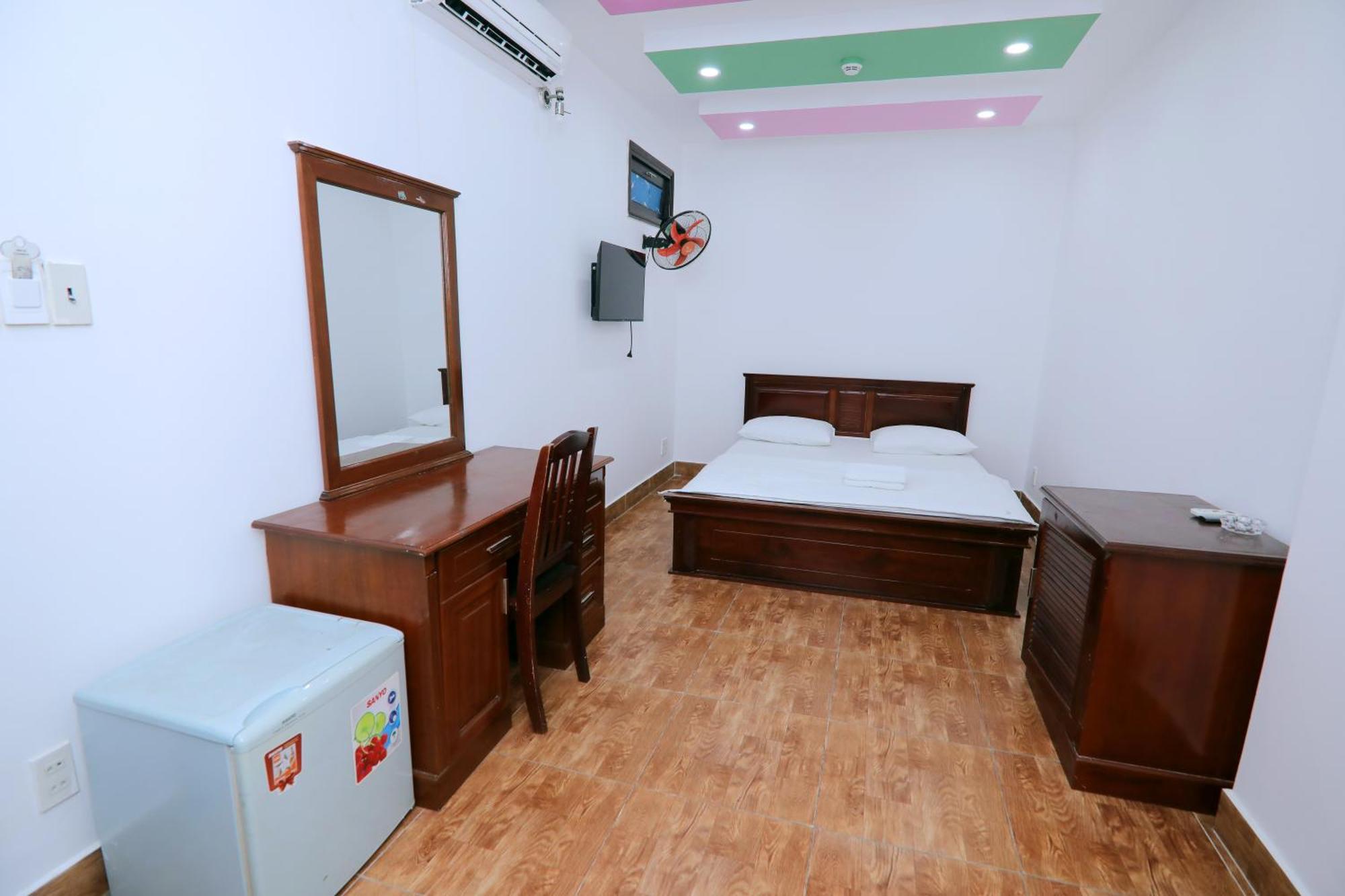 Khach San Sao Mai Xanh - Sao Mai Xanh Hotel Ho Chi Minh-staden Exteriör bild